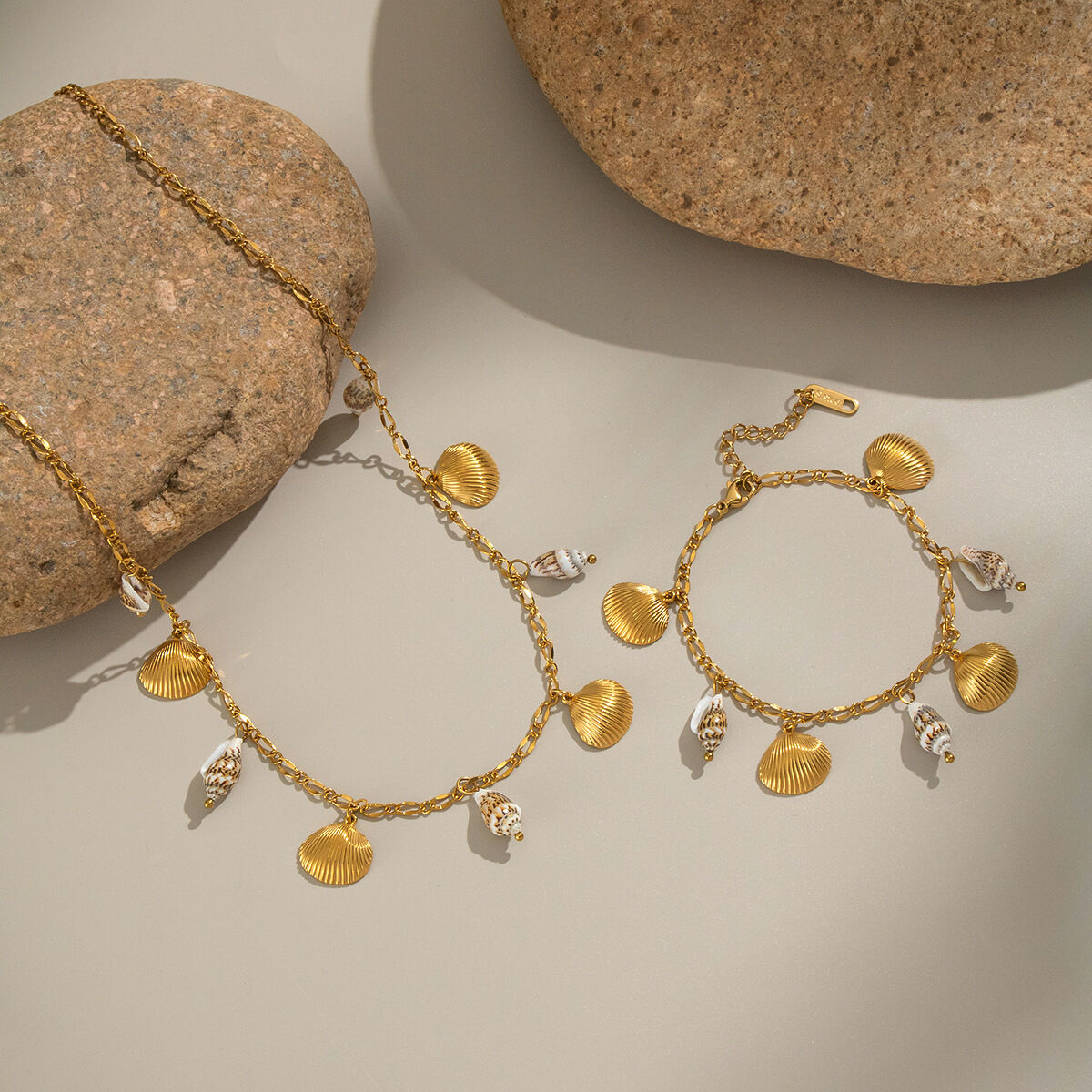 1 Piece Oceanic Shelll Stainless Steel Waterproof Gold Color Charm Bracelet