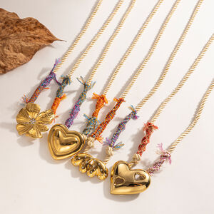 1 Piece Retro Heart Stainless Steel Waterproof Gold Color Braided Necklaces h5 Picture4