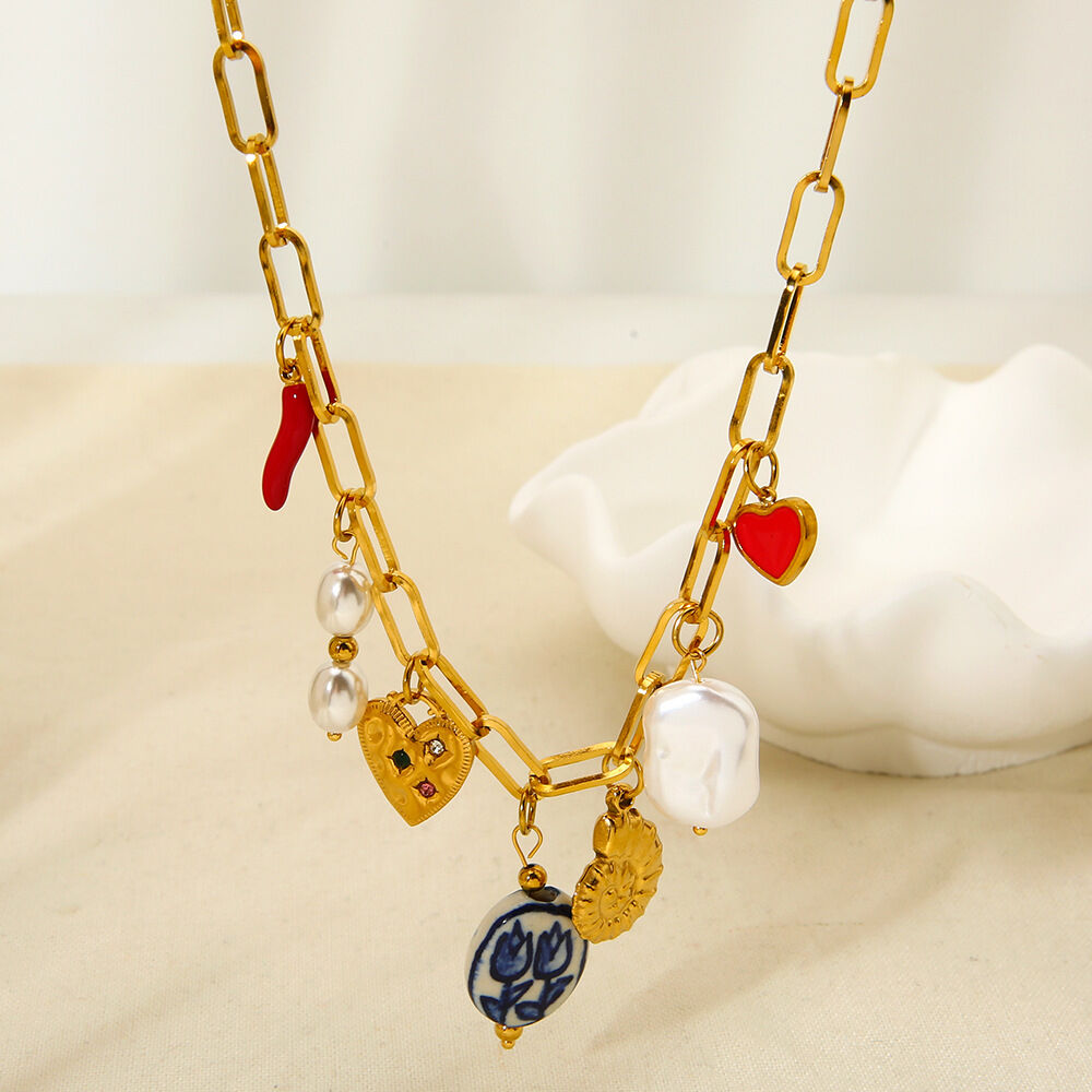 1 Piece Retro Stainless Steel Waterproof Gold Color Pendant Necklace h5 Picture3