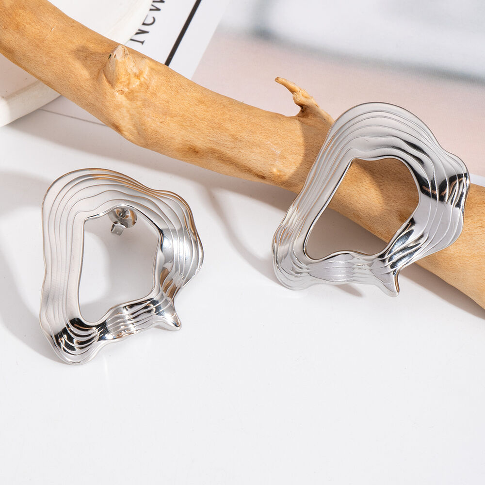 1 Pair Casual Stainless Steel Waterproof Gold Color Stud Earrings Picture4
