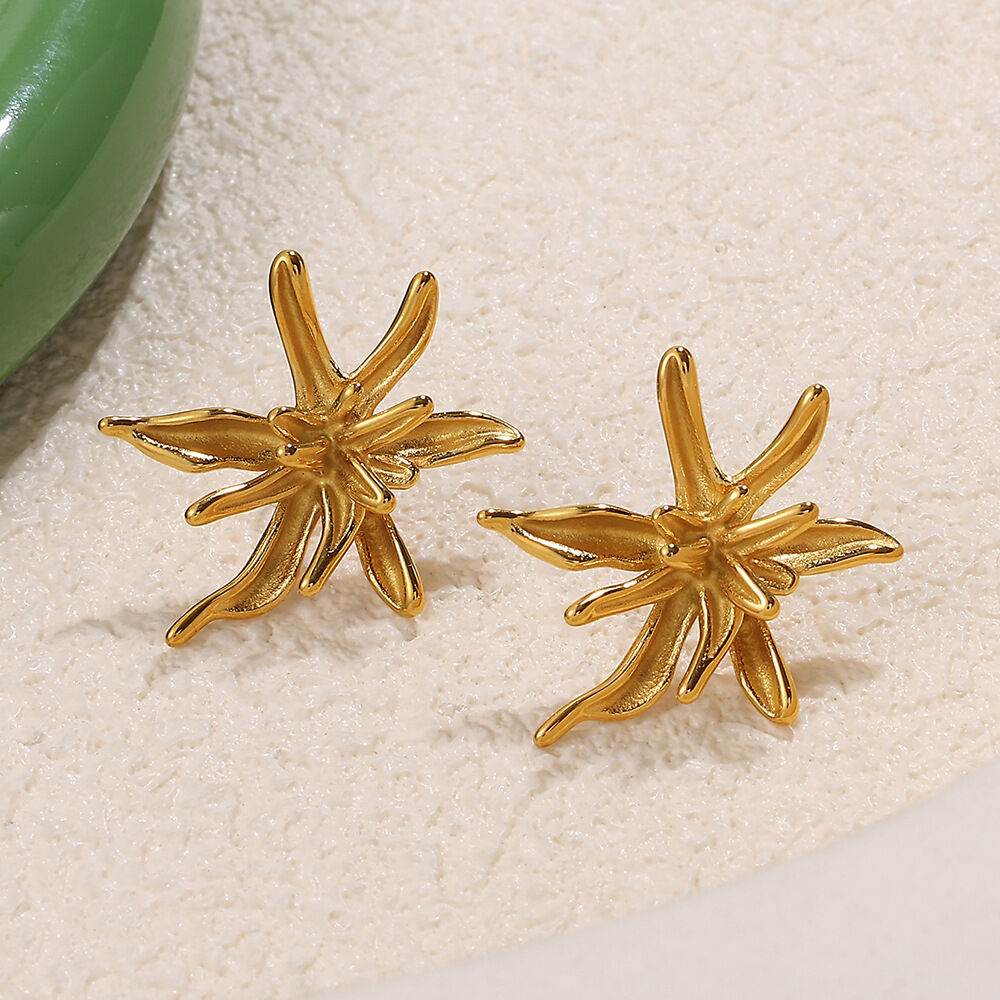 1 paio di orecchini a bottone in acciaio inossidabile color oro impermeabili a forma di fiore h5 Immagine3