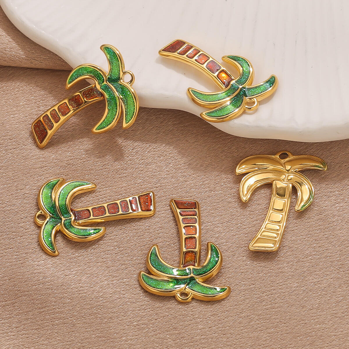 1 Piece Coconut Palm Stainless Steel Waterproof Gold Color Women's Pendants Picture3
