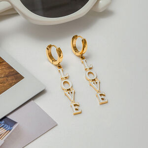 1 paio di orecchini pendenti da donna in acciaio inossidabile color oro con lettera "Love Sweet" della serie romantica h5 Immagine4