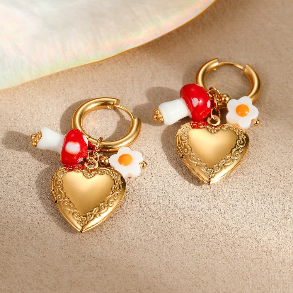 Simple Series Sweet Heart Stainless Steel Waterproof Gold Color Women's Drop Earrings Picture2