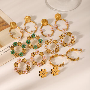 Simple Daily Flower Stainless Steel Waterproof Gold Color Women's Stud Earrings h5 Picture7