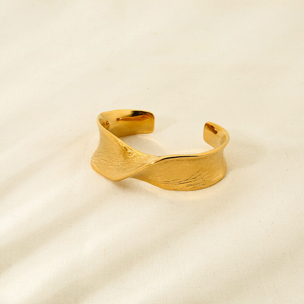 Simple Series Daily Geometric Stainless Steel Waterproof Gold Color  Women's Bangles Picture2