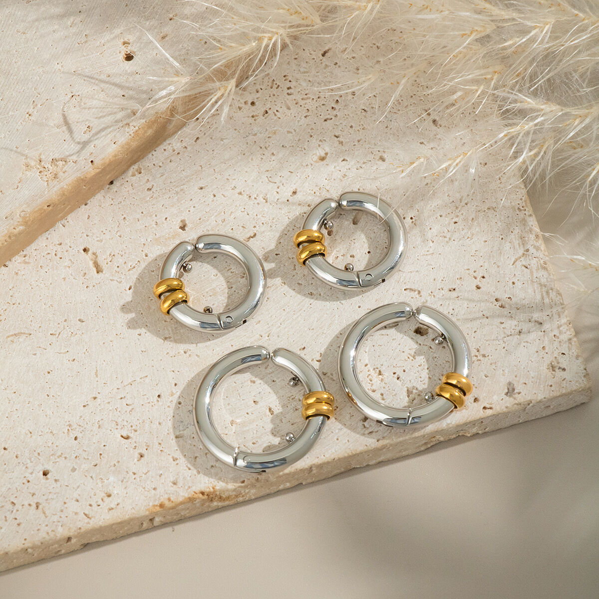 1 Pair Stainless Steel Waterproof Mixed Color Ear Cuffs