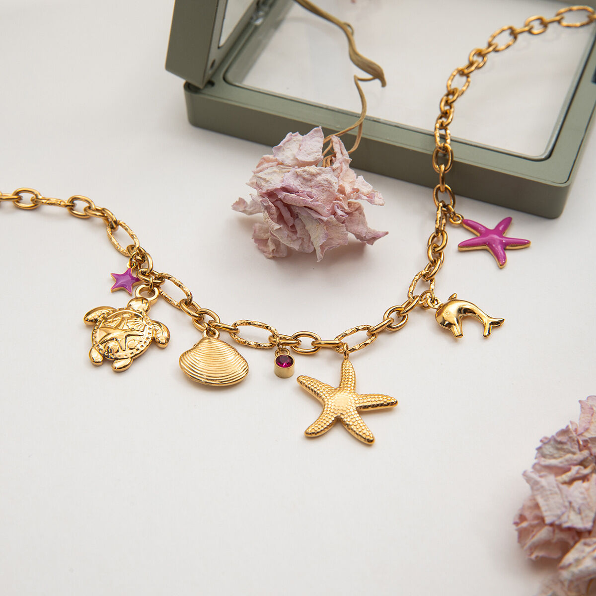 1 pezzo di collana con ciondolo da donna color oro impermeabile in acciaio inossidabile con organismo marino Immagine8