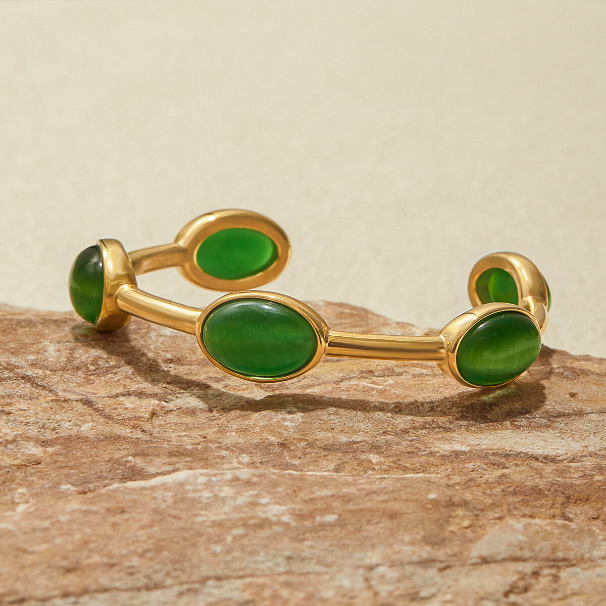 Braccialetti da donna ovali in acciaio inossidabile color oro impermeabili da 1 pezzo Immagine5