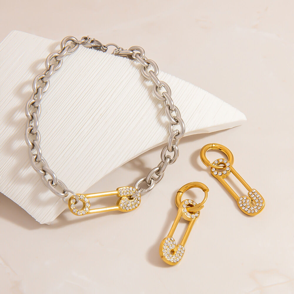 Braccialetti a catena da donna in acciaio inossidabile geometrico impermeabile color oro Immagine4