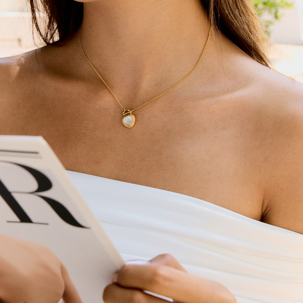 1 pezzo di splendida serie elegante cuore in acciaio inossidabile impermeabile color oro collane con ciondolo da donna h5 Immagine8