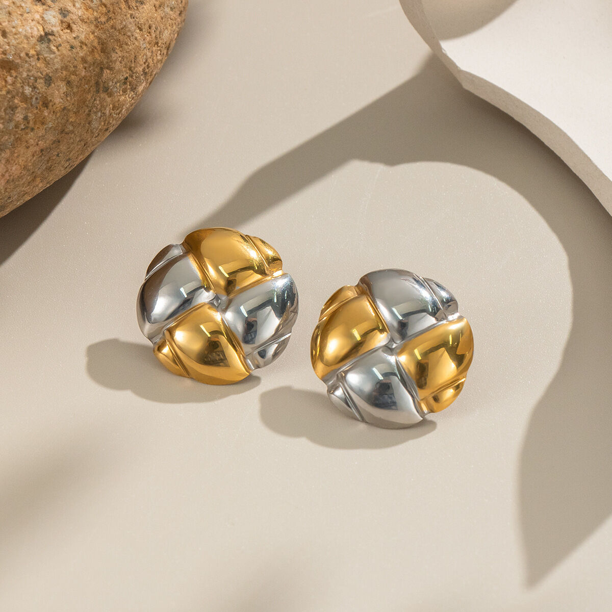 1 Pair Stainless Steel Waterproof Mixed Color Stud Earrings h5 Picture4
