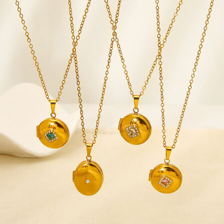 Classic Series Retro Geometric Stainless Steel Waterproof women's Pendant Necklaces