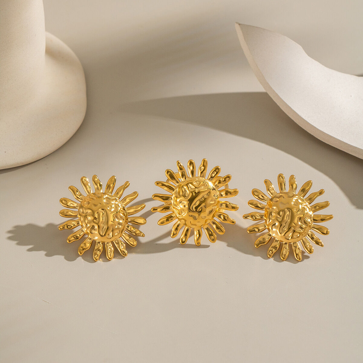 Set di orecchini color oro impermeabili in acciaio inossidabile Sun h5 Immagine2