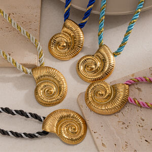 1 Piece Whelk Stainless Steel Waterproof Gold Color Pendant Necklaces h5 Picture2
