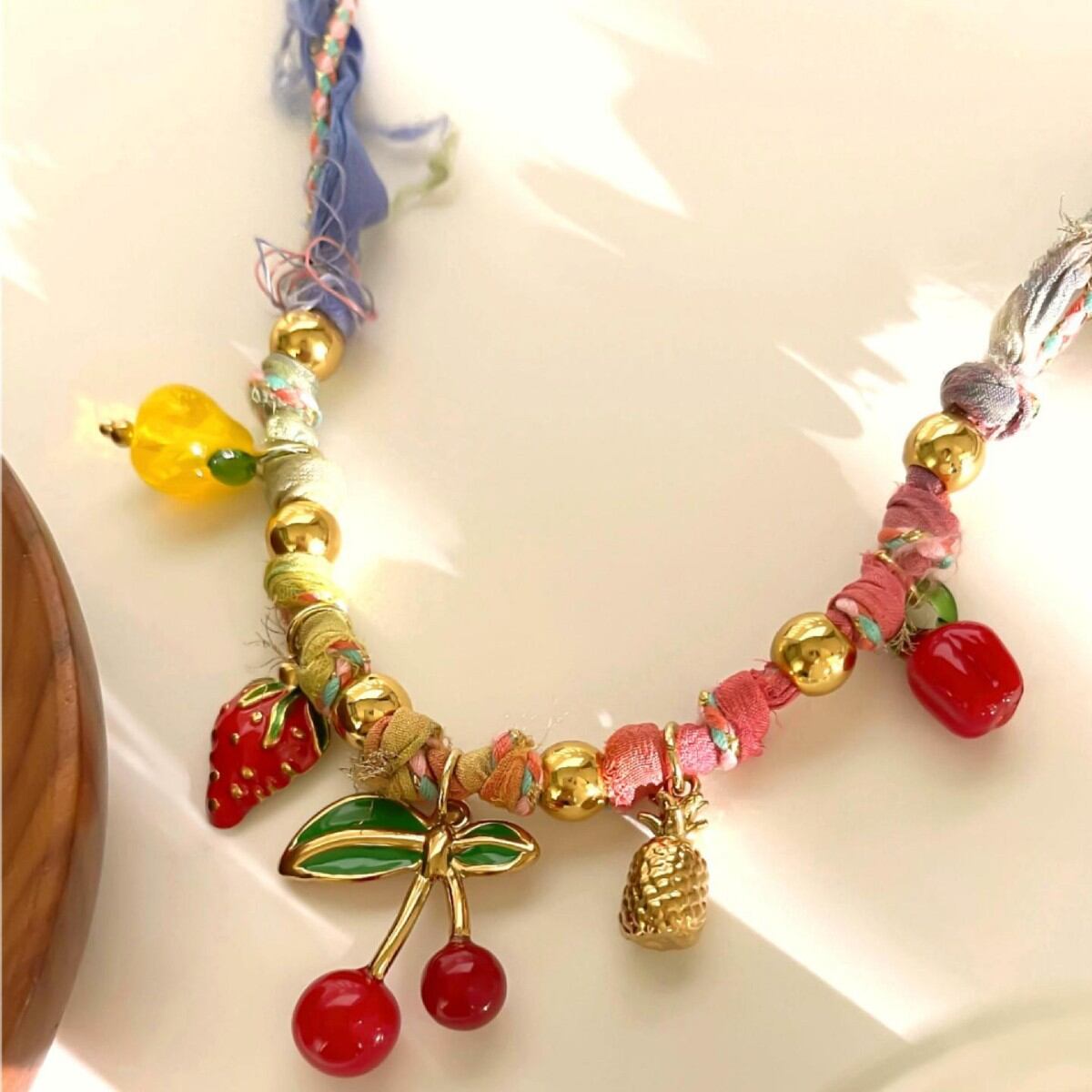 Collana con ciondolo a forma di frutta, 1 pezzo Immagine3