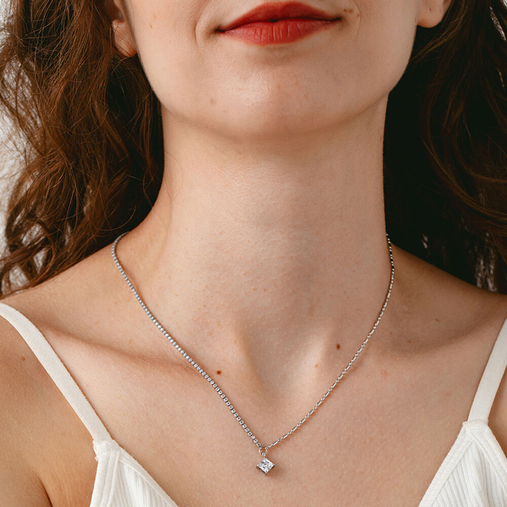 Simple Series Daily Geometric Stainless Steel Waterproof  Women's Chain Necklaces h5 Picture2