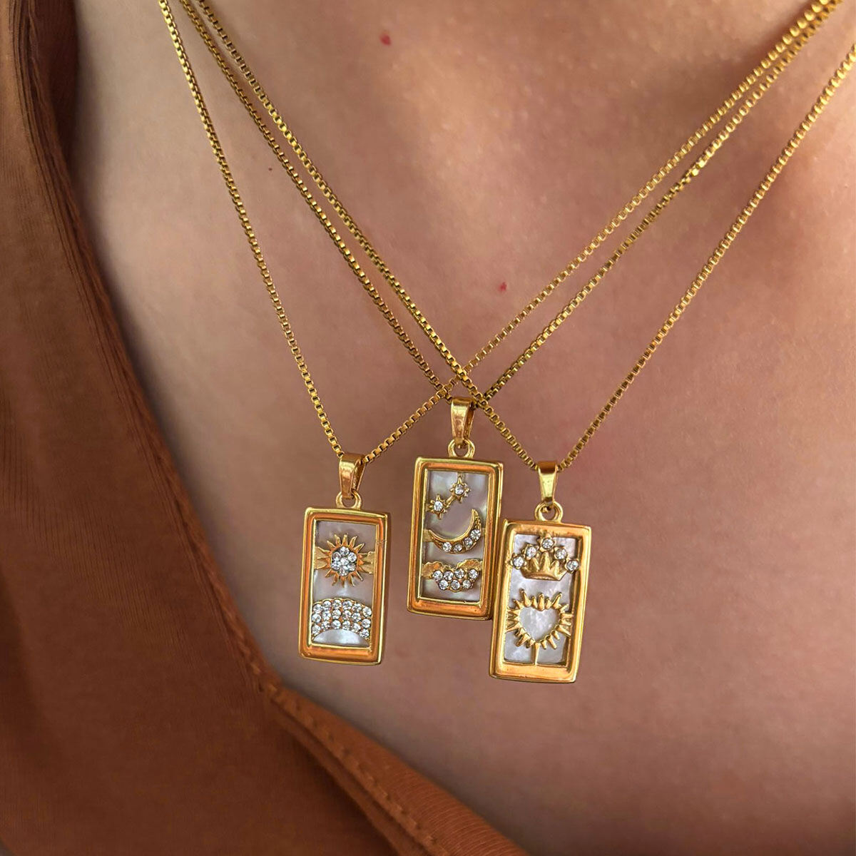 1 Piece Stainless Steel Waterproof Gold Color Rhinestone Pendant Necklace h5 Picture3