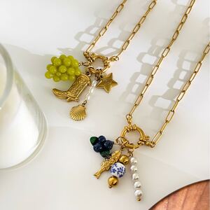 Collana con ciondolo color oro impermeabile in acciaio inossidabile a forma di uva, 1 pezzo h5 Immagine4