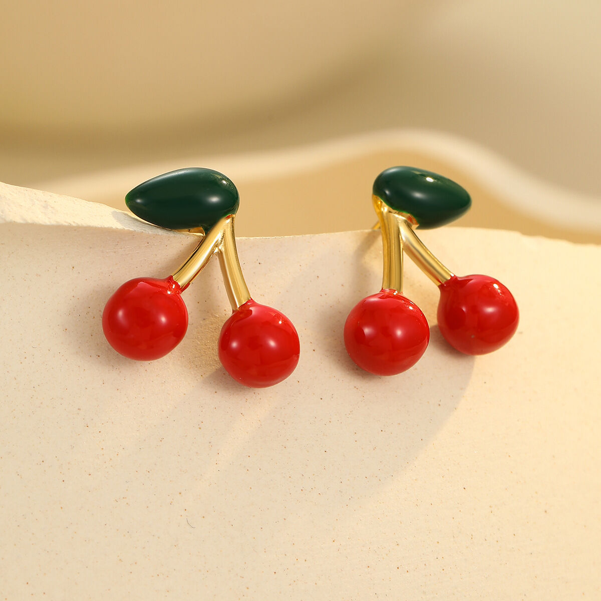 1 Pair Simple Series Sweet Plant Stainless Steel Waterproof   Gold Color  Women's Stud Earrings Picture2