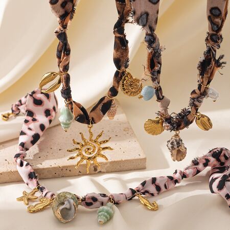 1 Piece Leopard Scarf Pendant Necklaces 2