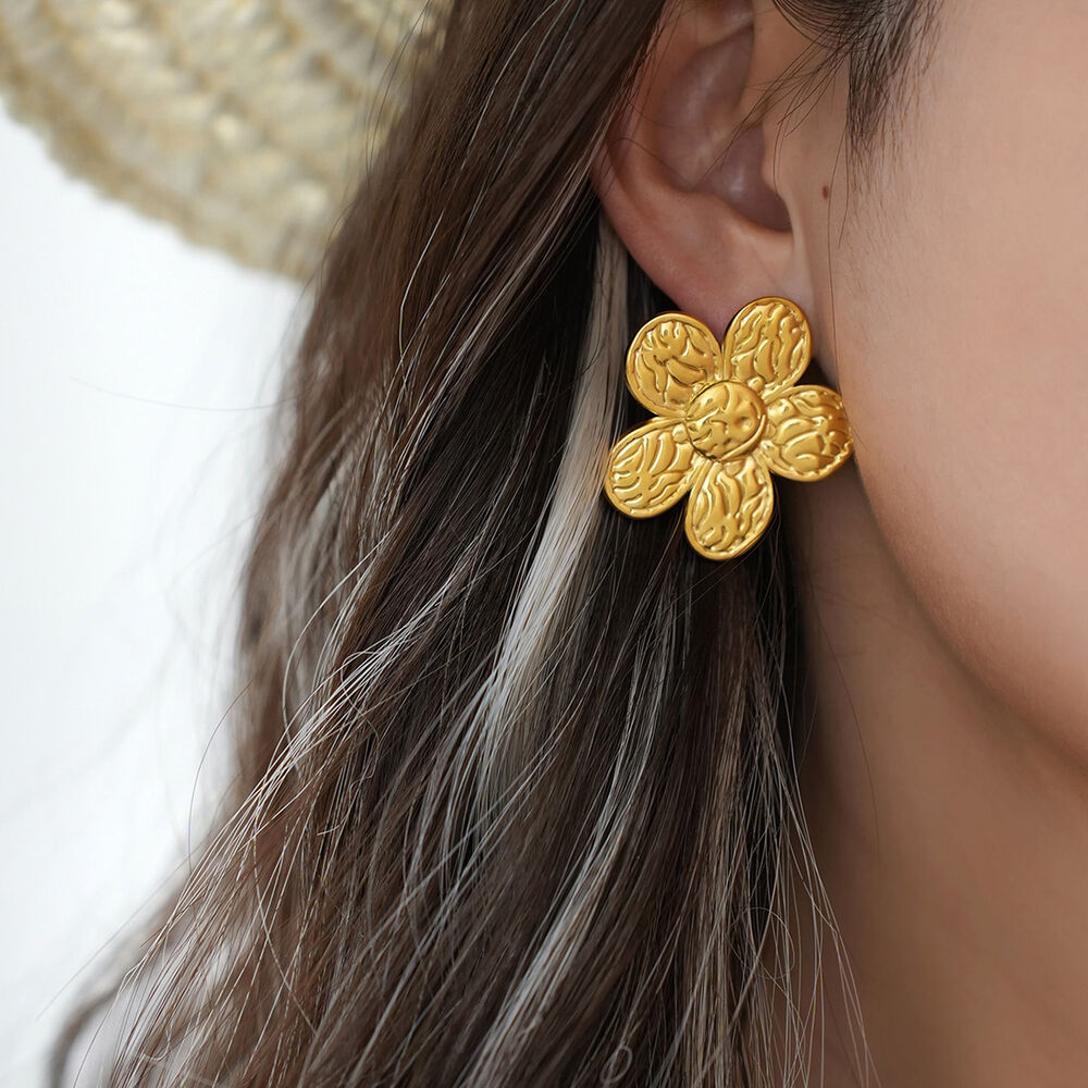 1 Pair Simple Daily Flower Stainless Steel Waterproof Gold Color Women's Stud Earrings h5Picture6