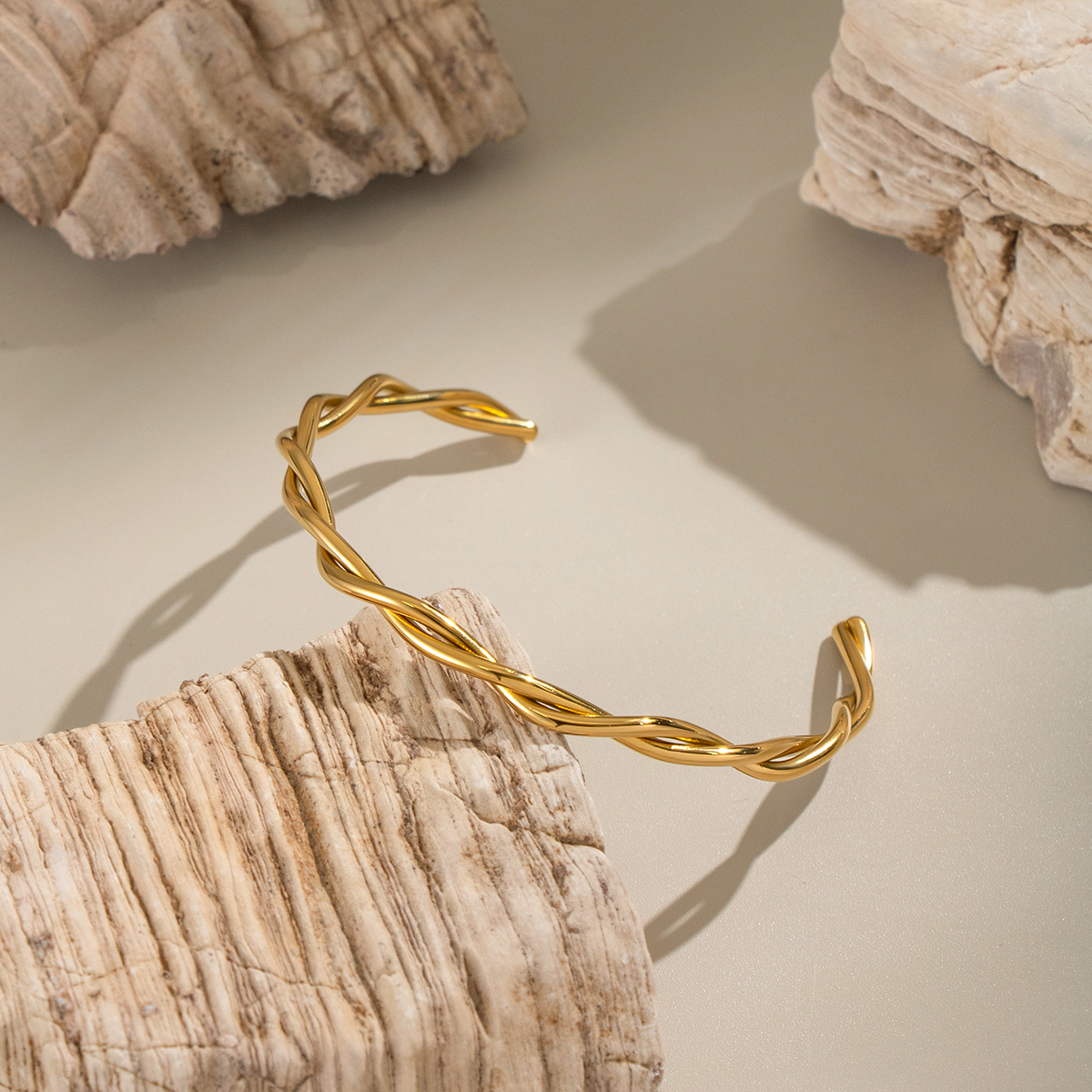1 Piece Simple Series Casual Twist Stainless Steel Waterproof Gold Color  Women's Bangles