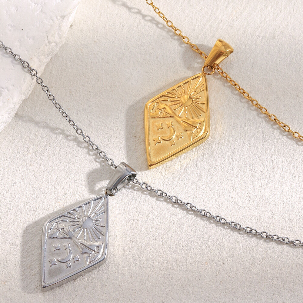1 Piece Simple Series Daily Sun Stainless Steel Waterproof Women's Pendant Necklaces 2