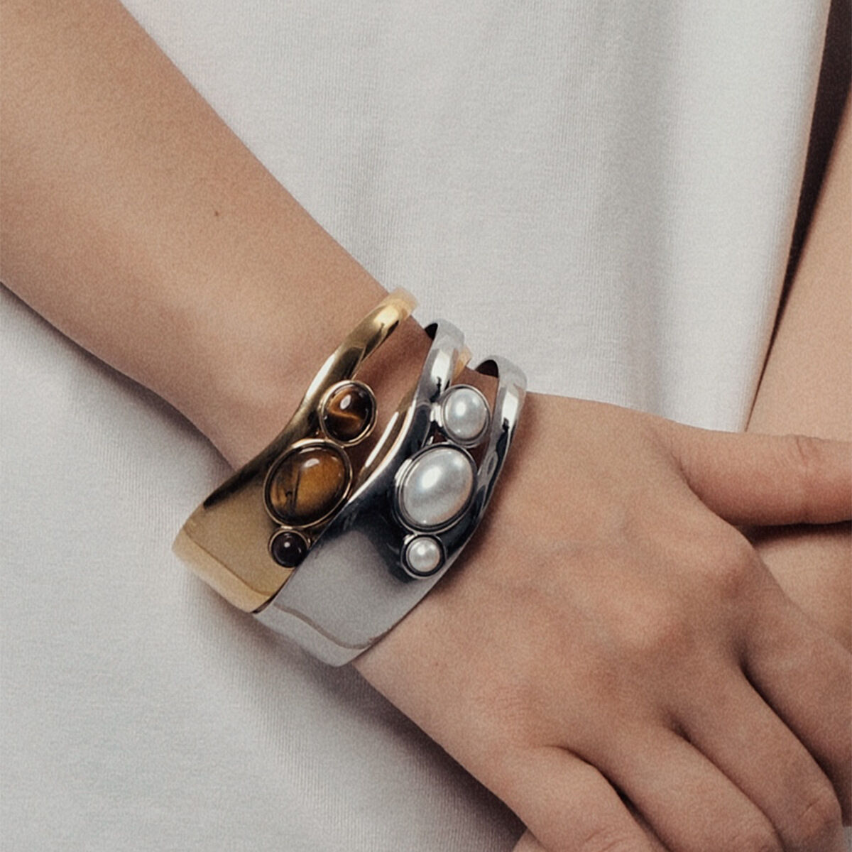 1 Pair Simple Series Daily Stainless Steel Waterproof Gold Color Pearl Women's Bangles