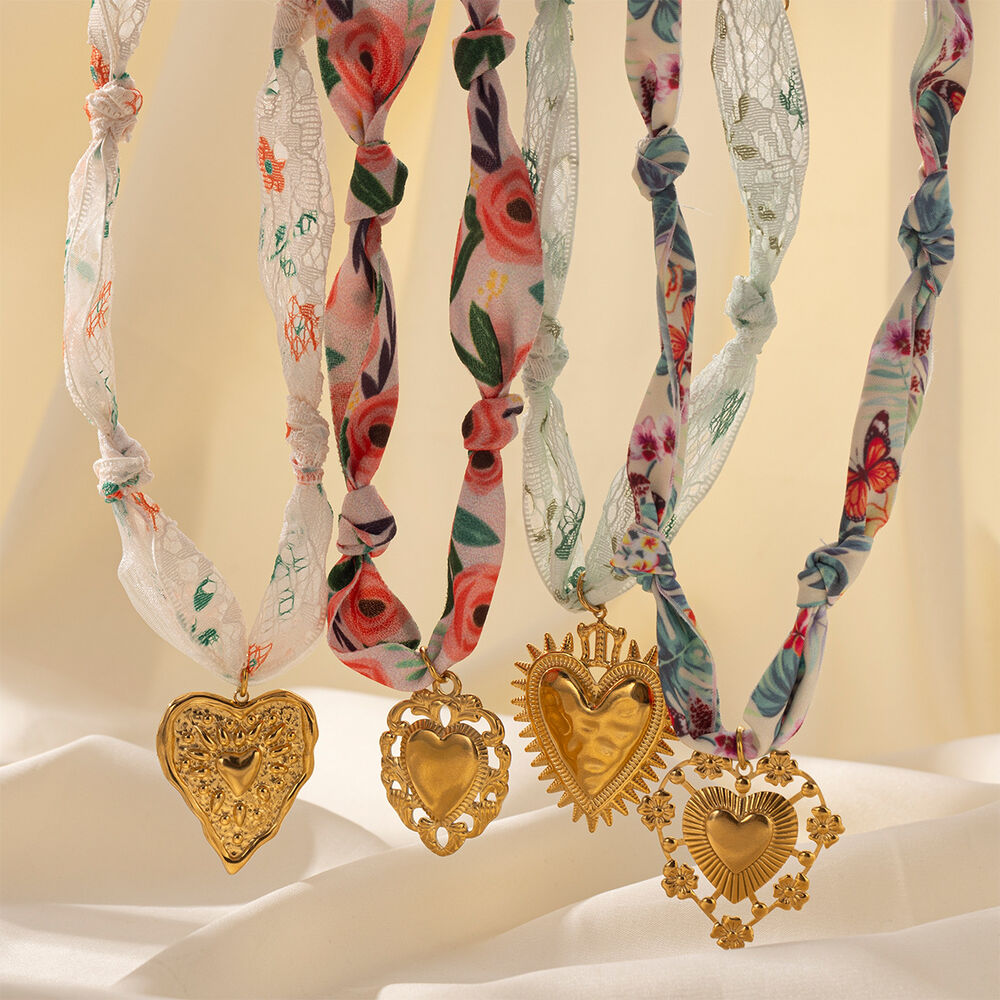 1 Piece Romantic Series Retro Heart Stainless Steel Waterproof Gold Color Long Necklace h5Picture3
