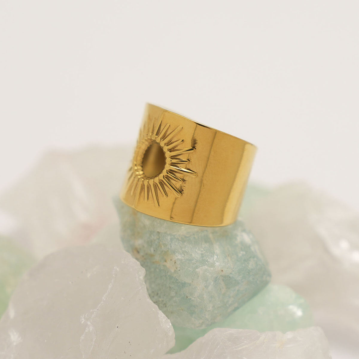 Anillo minimalista de acero inoxidable, resistente al agua, color dorado, de la serie Simple Sun, de 1 pieza h5 Imagen7