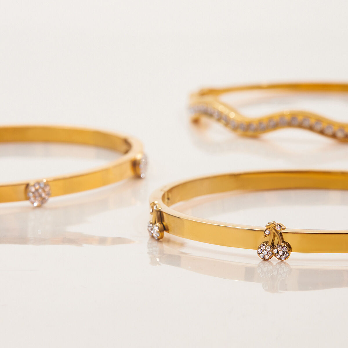 1 Piece Delicate Cherry Stainless Steel Waterproof Gold Color Women's Bangles h5 Picture5