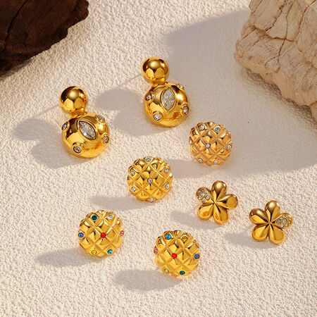 1 Pair Flower Stainless Steel Waterproof Gold Color Stud Earrings 2