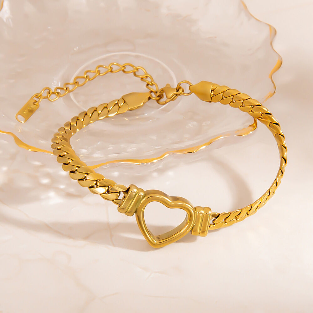 1 Piece Romantic Series Simple Heart Stainless Steel Waterproof  Shell Women's Chain Bracelets 2