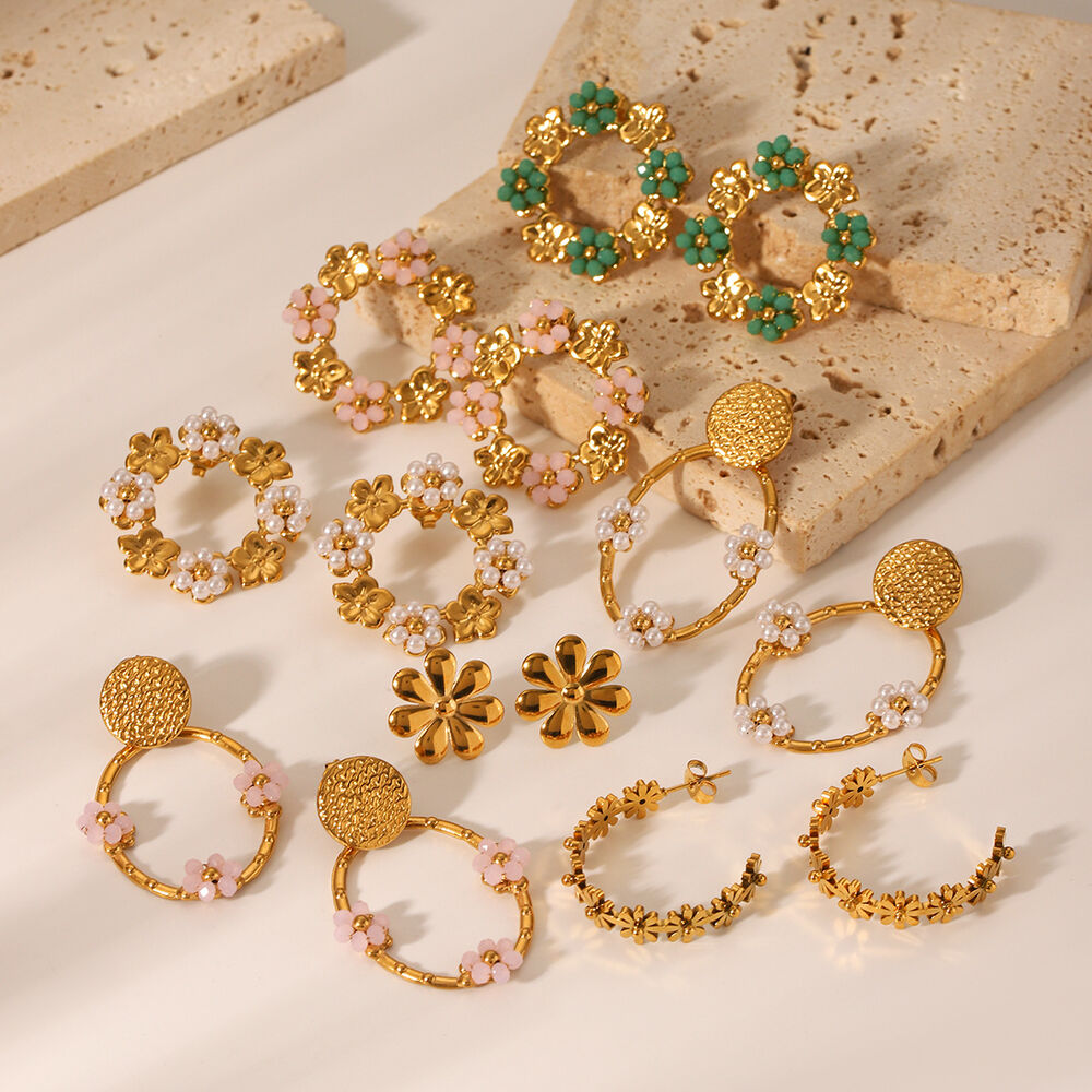 Simple Daily Flower Stainless Steel Waterproof Gold Color Women's Stud Earrings h5Picture4