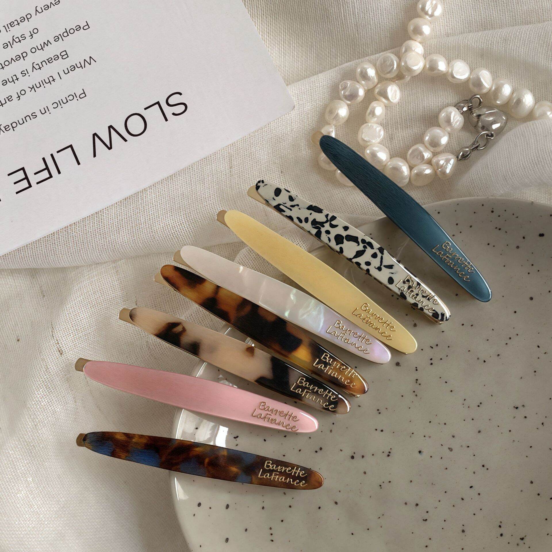 1 Piece Retro Daily Oval Cellulose Acetate Sheet Women's Hair Clips