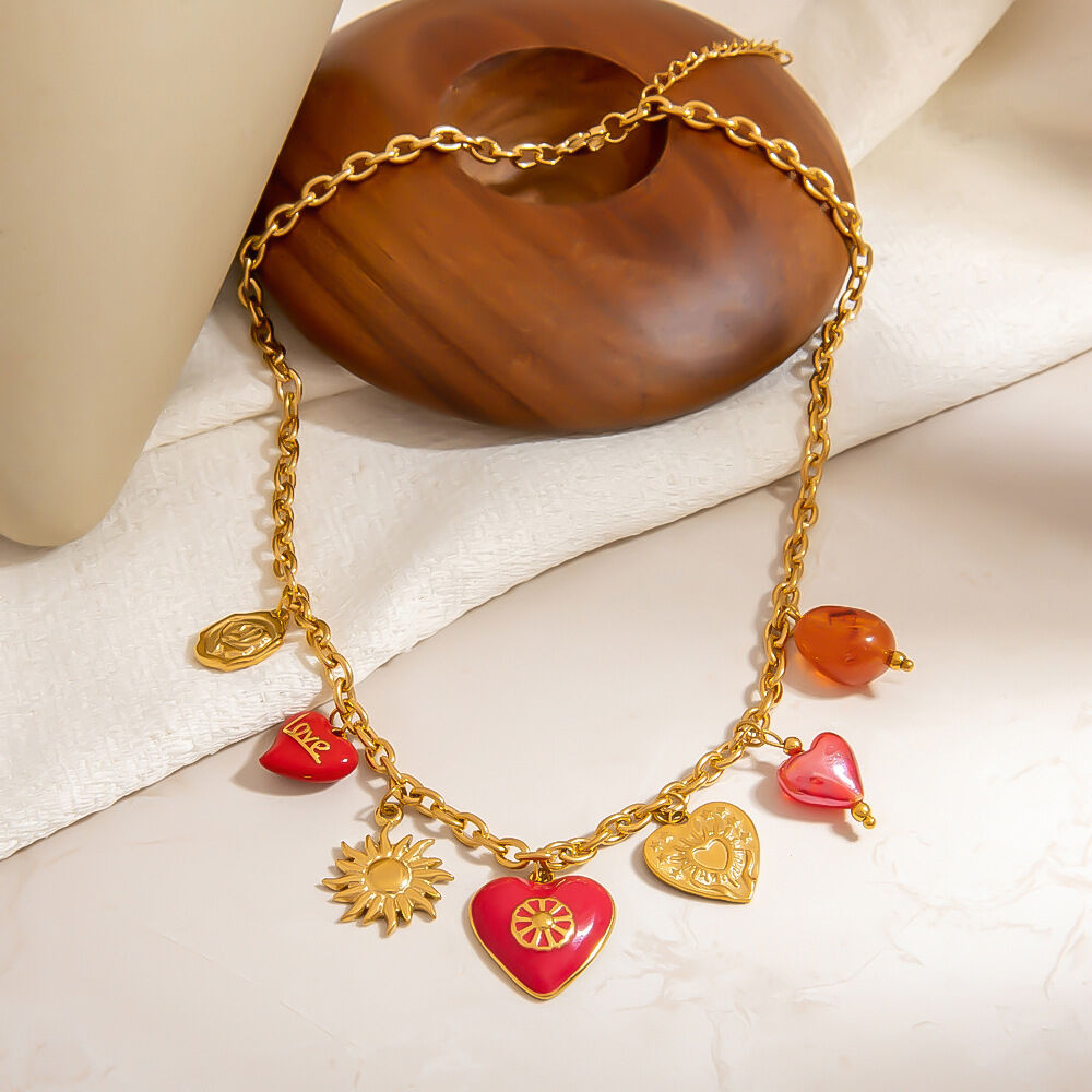 1 Piece Sweet  Heart Stainless Steel Waterproof  Gold Color  Women's Pendant Necklaces 2