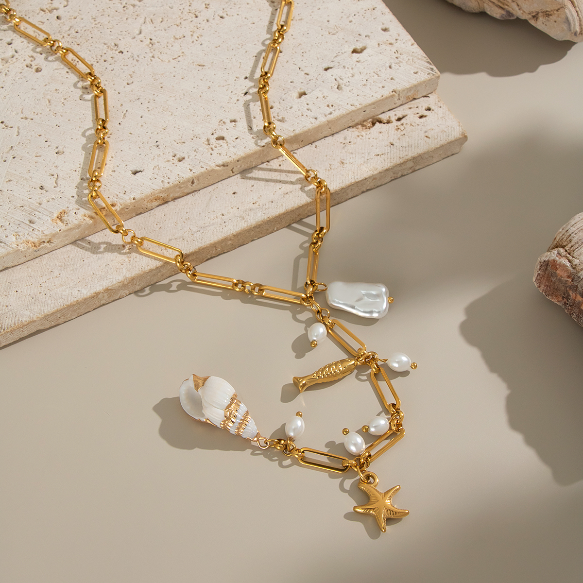 1 Piece Stainless Steel Waterproof Gold Color Pearl Pendant Necklace