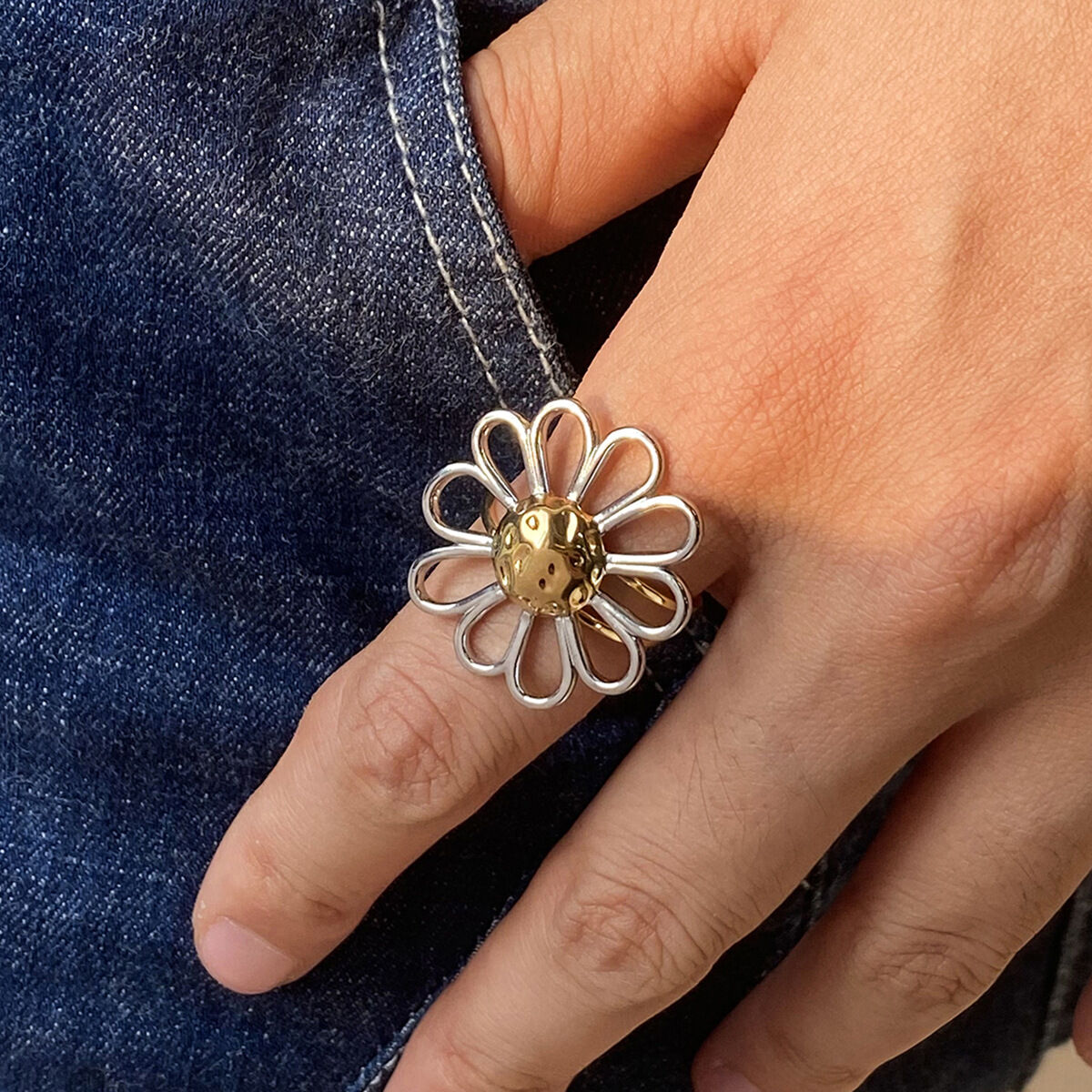 1 stuk minimalistische bloemvormige, waterdichte, goudkleurige statement ring van roestvrij staal