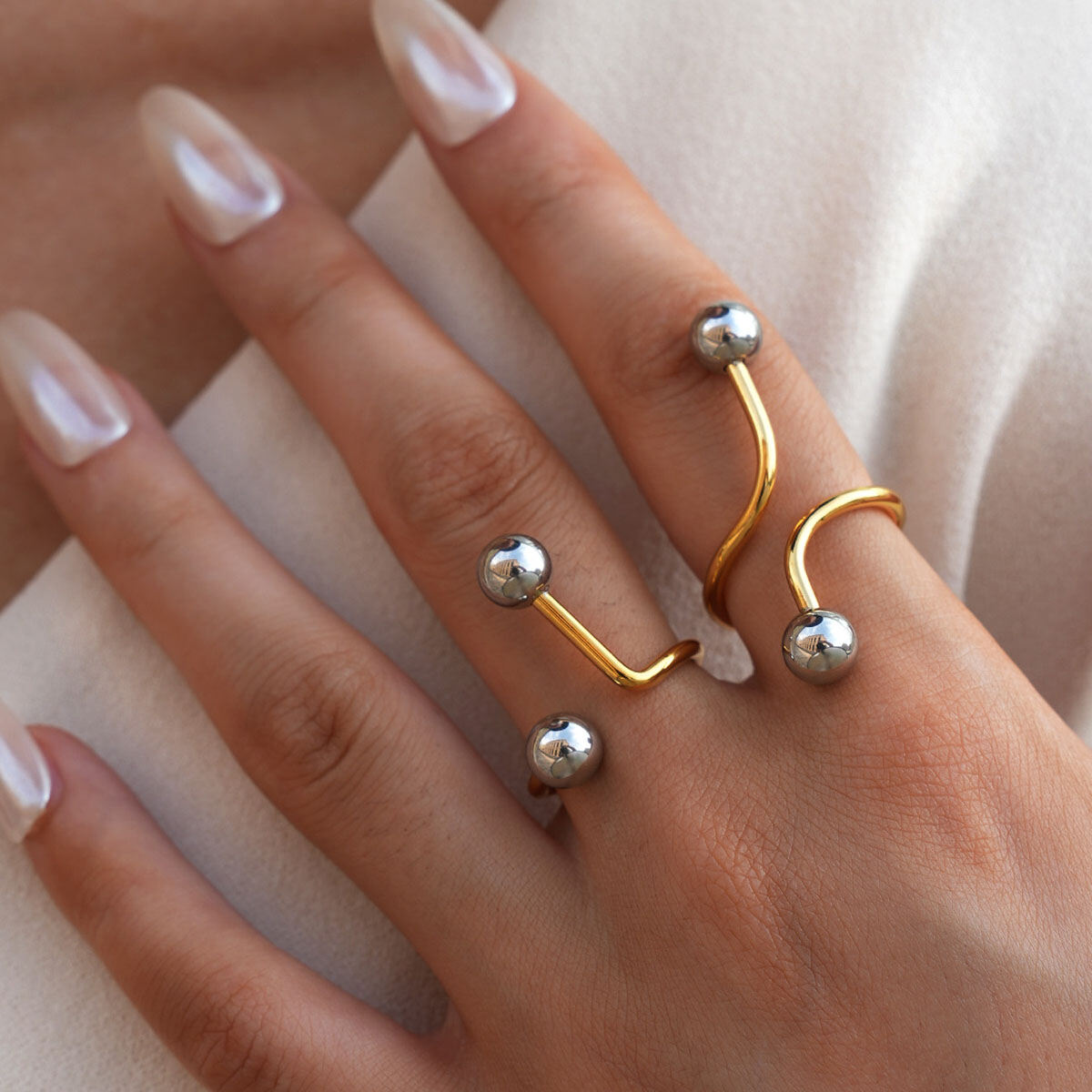 1 Piece  Simple Lines Stainless Steel Waterproof  Gold Color Statement Rings 2