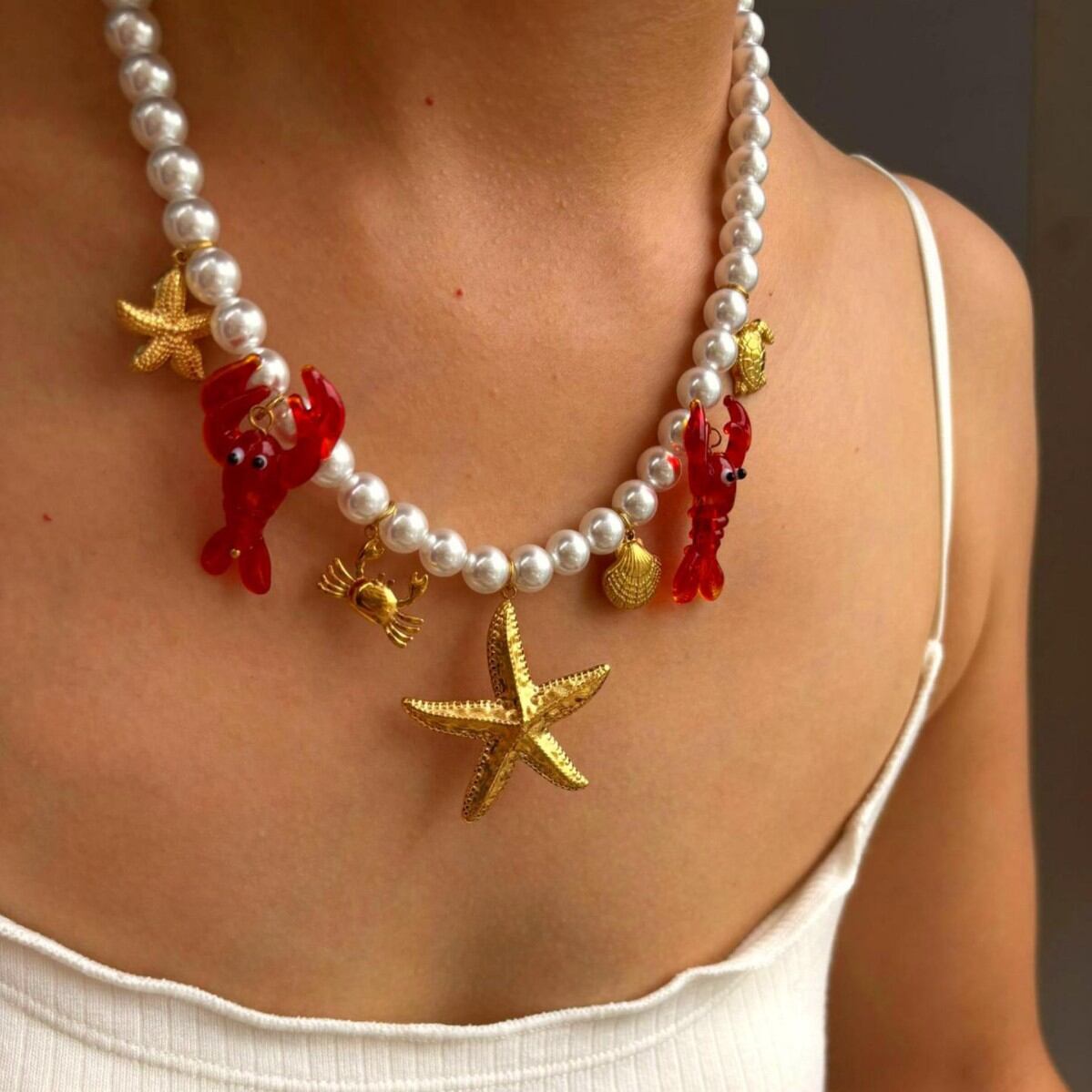 Collana con perline a forma di aragosta in smalto, 1 pezzo 2