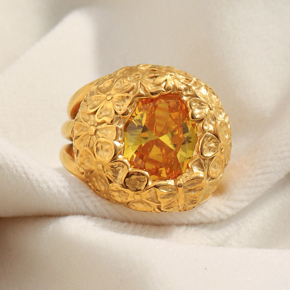 1 Piece Luxurious Retro Flower Stainless Steel Waterproof Gold Color Statement Ring