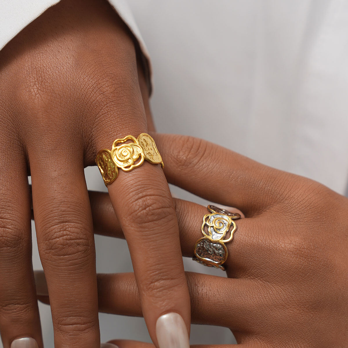 1 Piece Simple Elegant Flower Stainless Steel Waterproof  Gold Color  Minimalist Rings 2