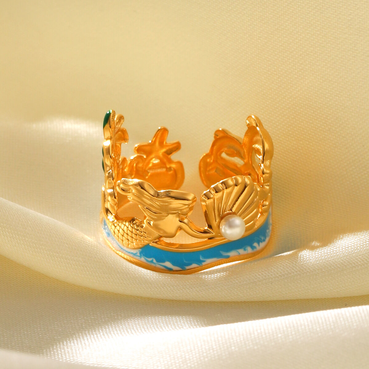 Anillos de acero inoxidable con diseño de tortuga de vacaciones, resistentes al agua, color dorado y perla.