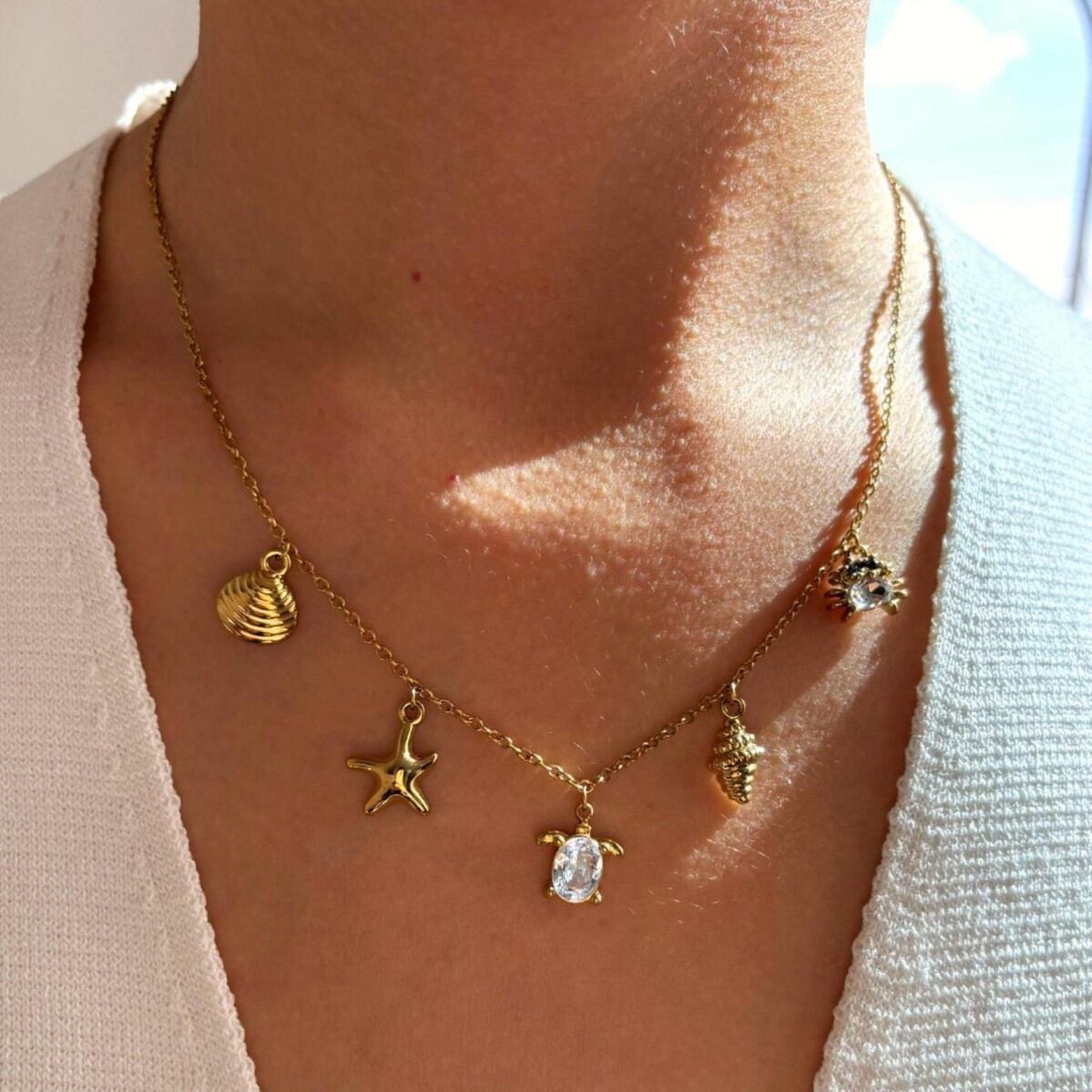 Collana con ciondolo color oro impermeabile in acciaio inossidabile oceanico da 1 pezzo