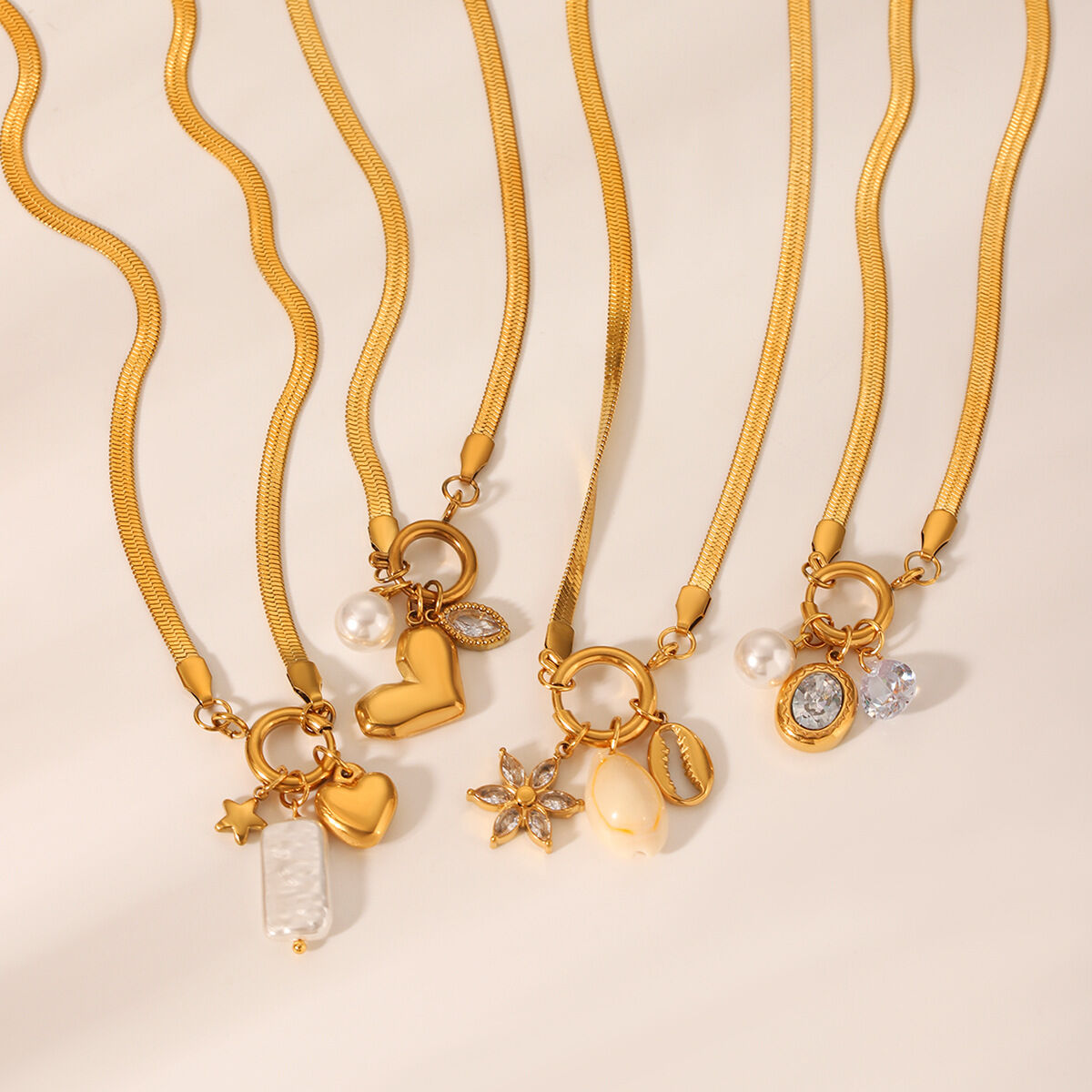Simple  Daily Flower Stainless Steel Waterproof Gold Color Pearl Women's Pendant Necklaces Picture5