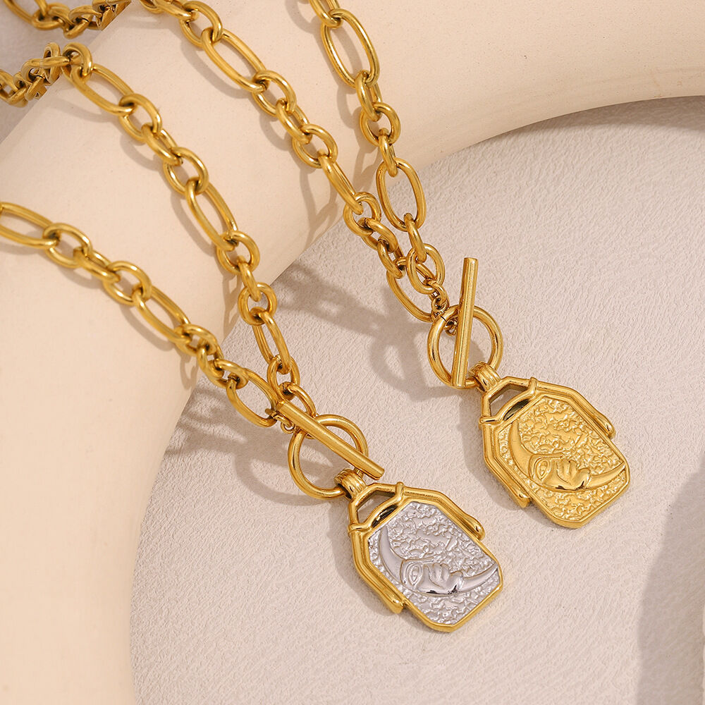 1 Piece Simple Series Classic Sun Stainless Steel Waterproof Women's Pendant Necklaces Picture3