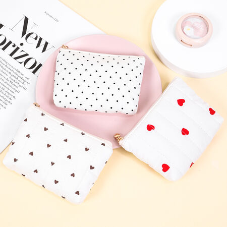 1 Piece Romantic Series Sweet Heart Makeup Bag