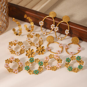 Simple Daily Flower Stainless Steel Waterproof Gold Color Women's Stud Earrings h5 Picture3