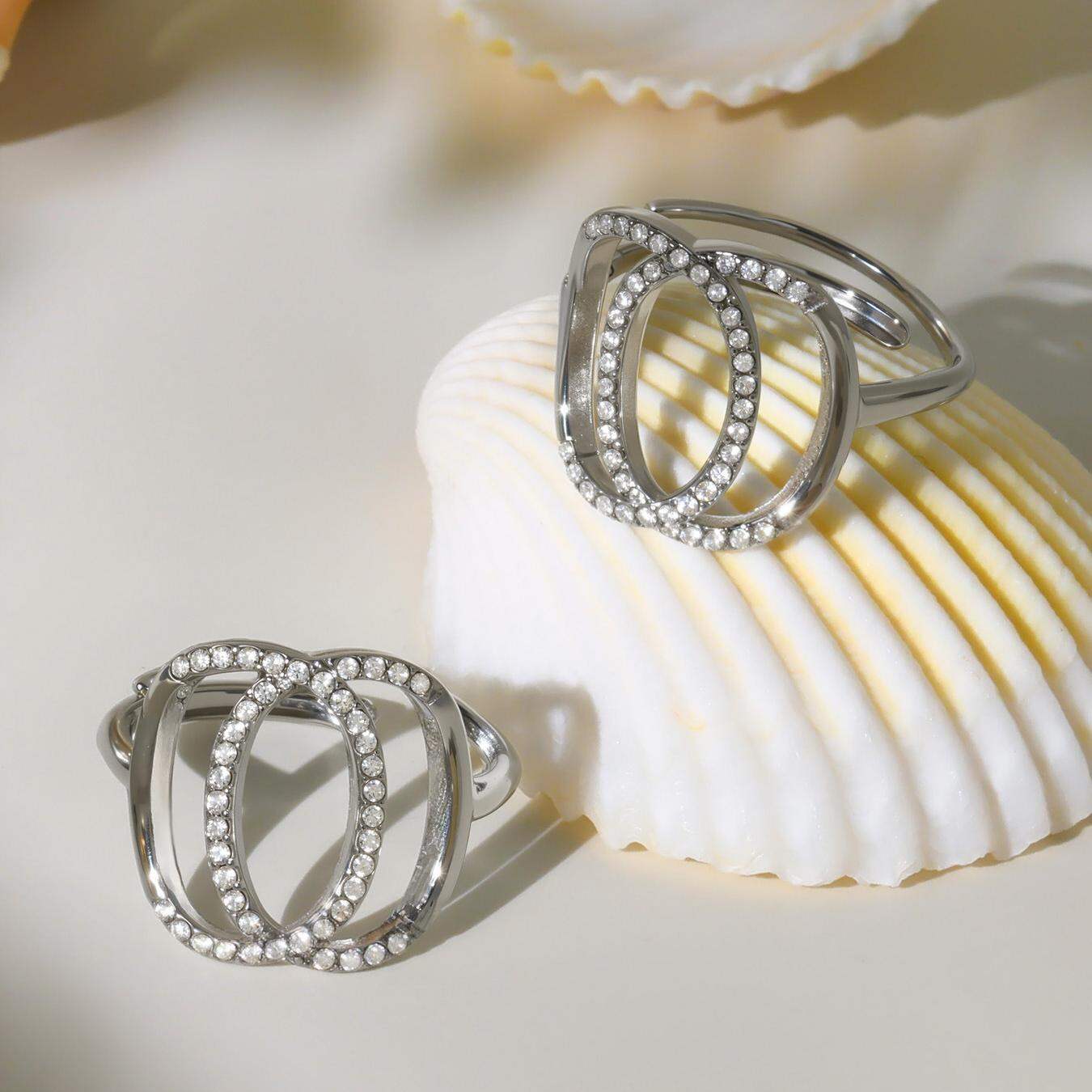 1 stuk klassieke Infinity waterdichte roestvrijstalen statement ring met goudkleurige zirkonia 2